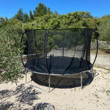 Tatil Evi Kuca Za Miran Odmor - *