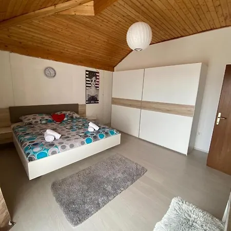 Holiday home Kuca Za Miran Odmor -